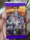 FREE SHIPPING FOOTBALL NFL SCORE A TREAT SEALED PACK FRESH NEW  — photo 1