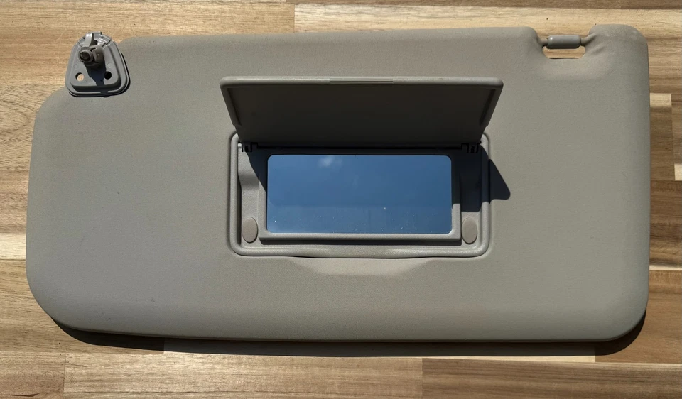 Parasol gris lado del conductor Nissan Cube 2009-2014 LH OEM Foto 2 de 3