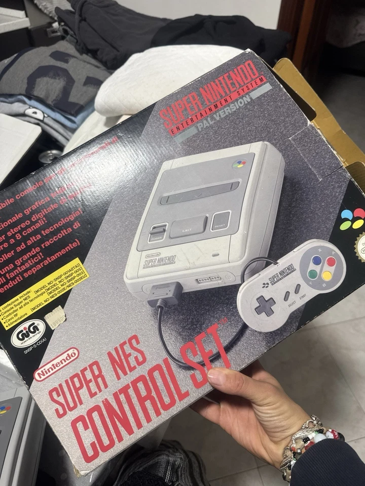 Nintendo Super Nintendo 16-Bit Console -boxata Boxing Vintage Rara Da Collezione - Immagine 2 di 4