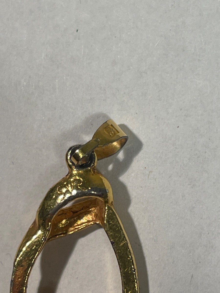 Pendentif En Plaqué Or Forme Dé Avec Pierre - Longueur 9-15 Cm, Occasion, Couleur Dominante Noire