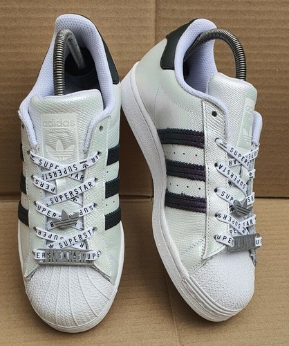 BNIB GORGEOUS ADIDAS SUPERSTAR TRAINERS 