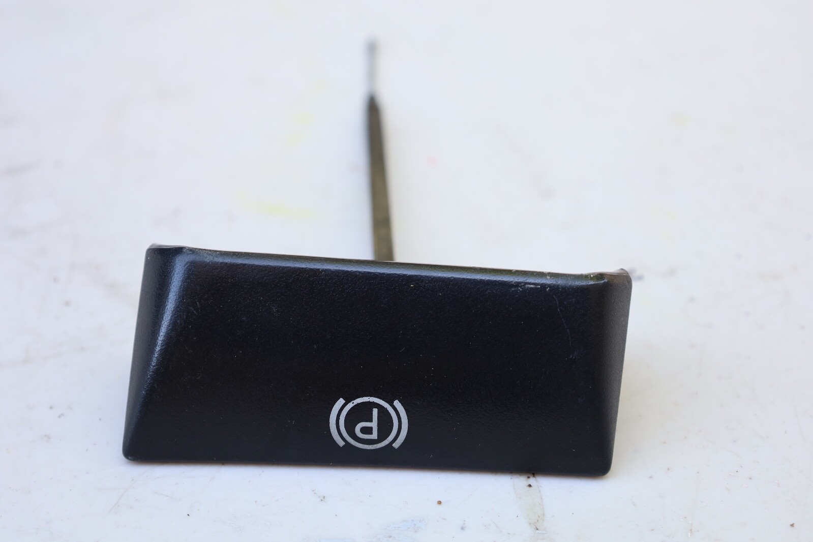 OEM 2001 2004 LEXUS LS430 EMERGENCY PARKING BRAKE RELEASE HANDLE