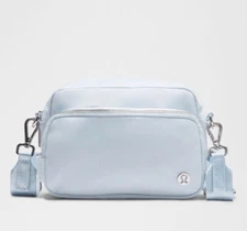 NWT LULULEMON  EVERYWHERE CROSSBODY BAG METAL HARDWARE 2L STARCH BLUE/ SILVER