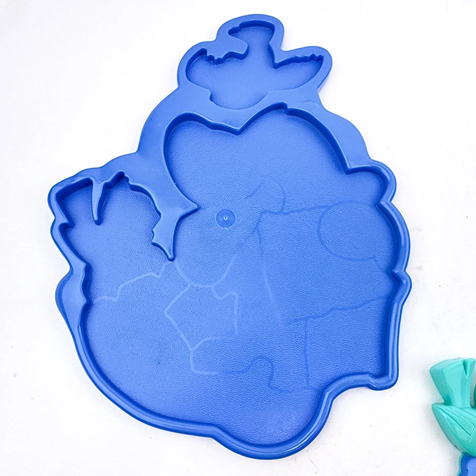 Vintage Disney Winnie the Pooh Tigger Bird House Hard Plastic 3D Puzzle 2000 - Image 4 of 4