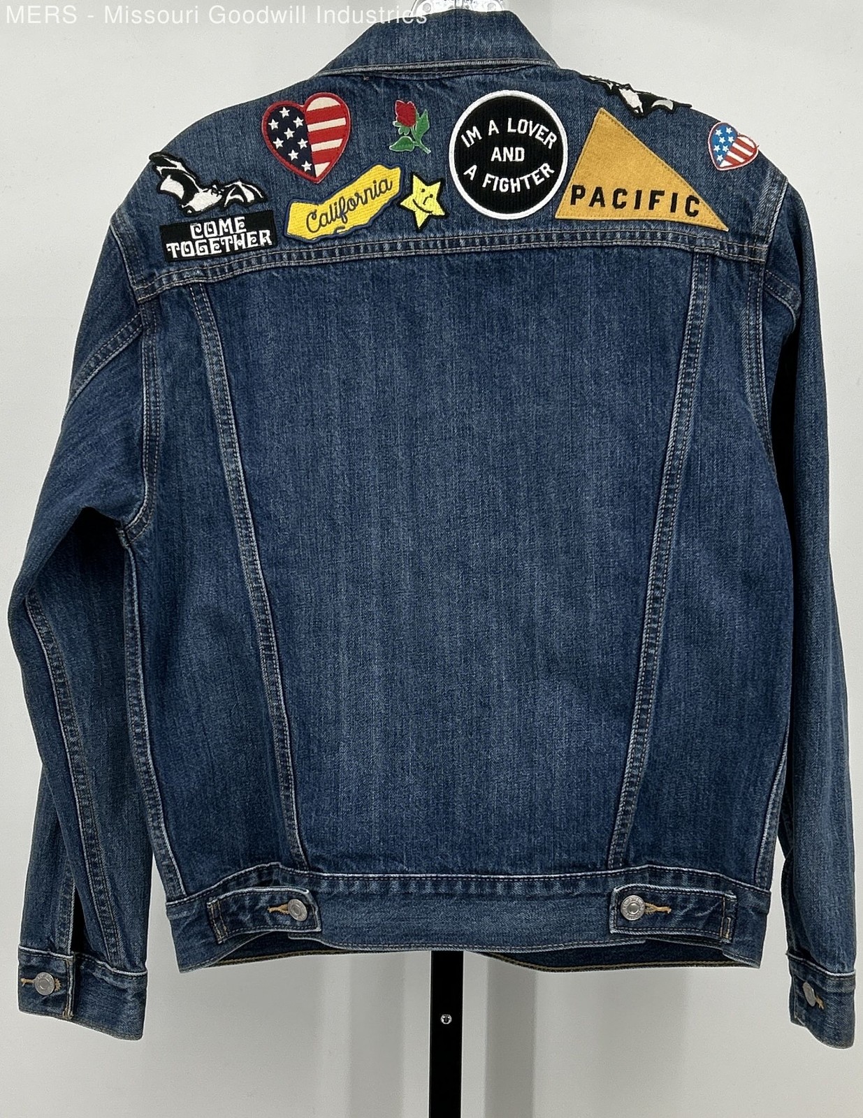 Levis Blue Patchwork Embroidered Denim Jacket Out… - image 5