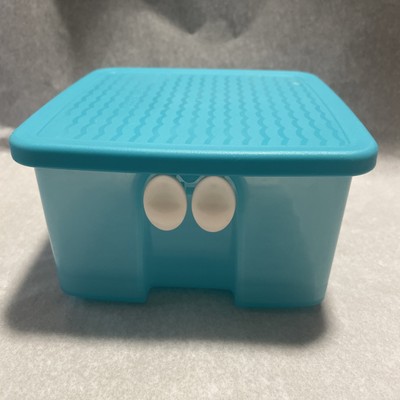 Tupperware Fridgesmart 3993 Vented Fruit Veggie Keeper Container 4.5 Cup Teal