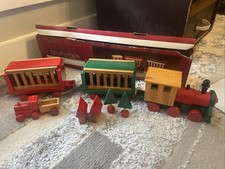 Windsor Collection 9 Piece Wooden Train With Box Complete Set Free Shipping