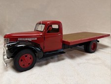 Highway 61 1941 Chevrolet Flatbed Truck Diecast 116 Scale