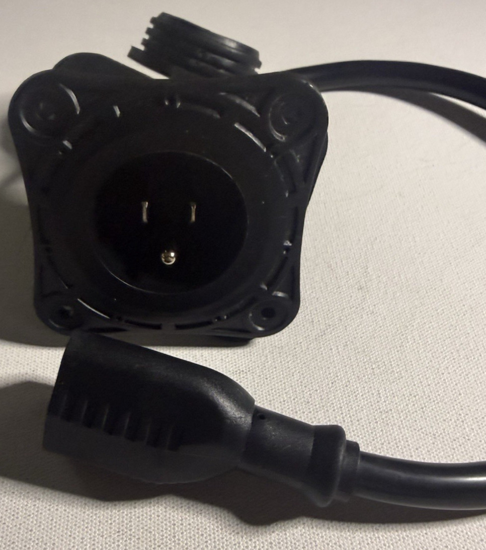 15 Amp 125V AC Power Inlet Port Plug with Integrated 18" Extension Cord RV Boat