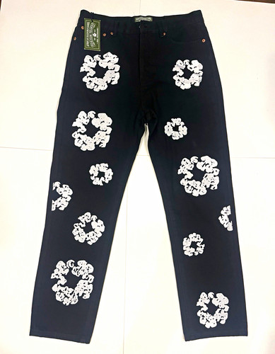 Levi’s x Denim Tears 501 Black Cotton Wreath Jeans Button Fly W32