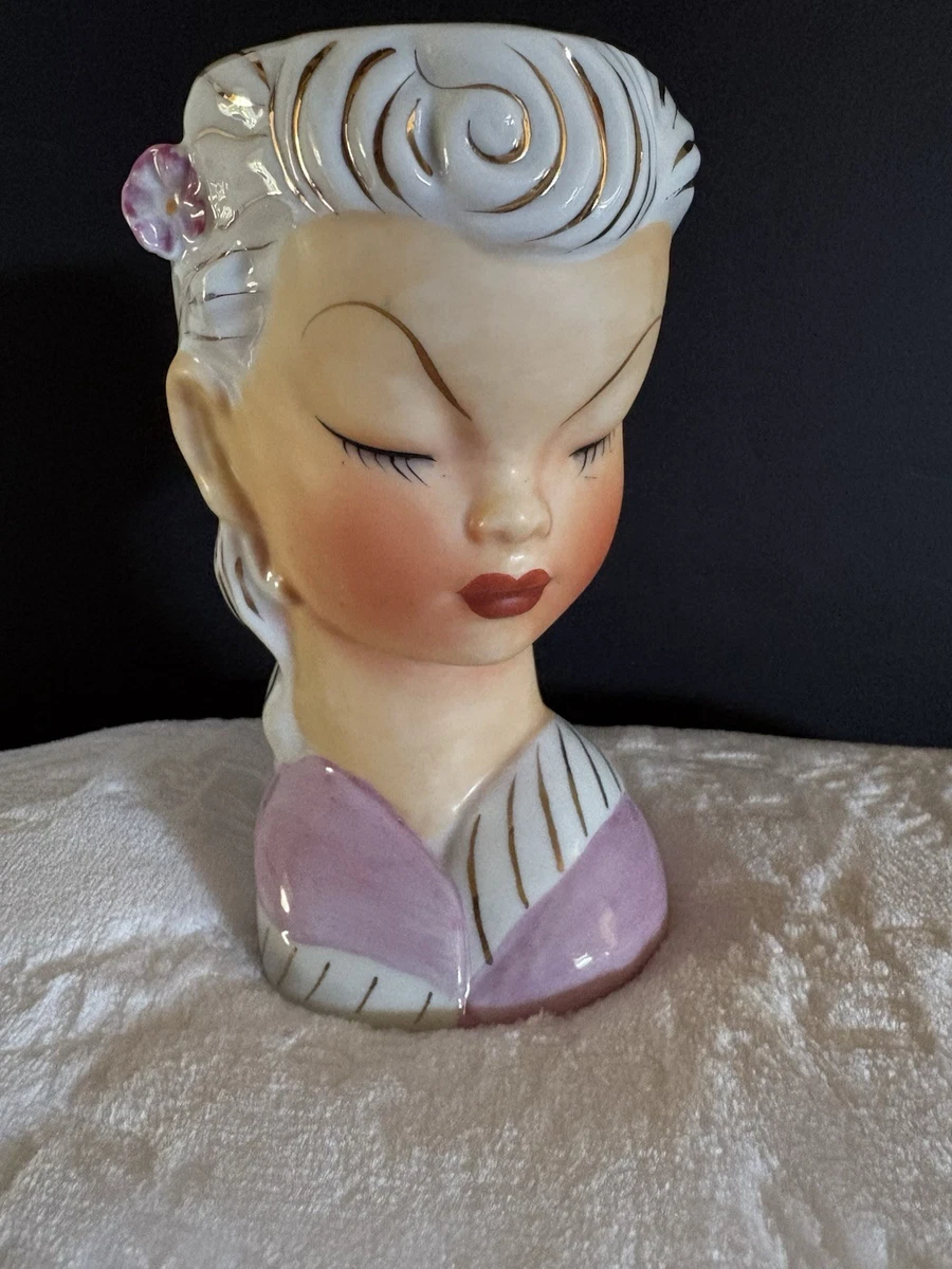 ピンク系陶器製少女像 Pink Ceramic 1950-1959 Time Period Manufactured Collectible Vases
