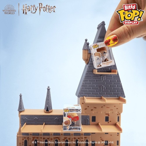 FUNKO BITTY POP! Hogwarts Display + Dumbledore & Luna Lovegood Funkos - Imagen 4 de 5