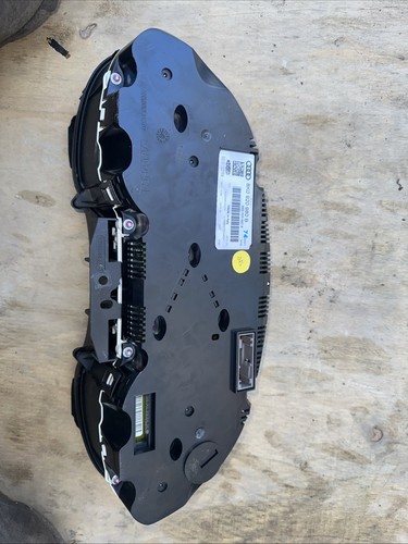 Audi A4 B8 2.0 TDI Tacho Kombiinstrument 8K0920980B Bj 2010 - Bild 3 von 3