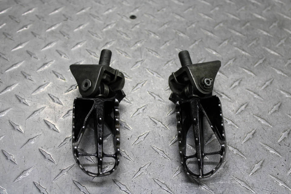 CONJUNTO PEG DIANTEIRO HONDA CRF450R 2007 50610-MEN-671 50611-MEN-671 - Imagem 4 de 4