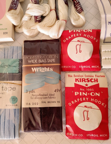 Mixed Lot of Sewing Notions Embrod Thread Bias Tape Blanket Binding + #23102 - Picture 16 of 23