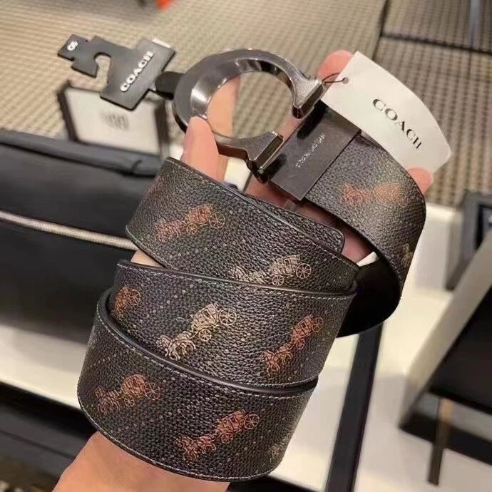Cintura reversibile nuova con etichette Coach con firma scolpita tagliata su misura 38 mm