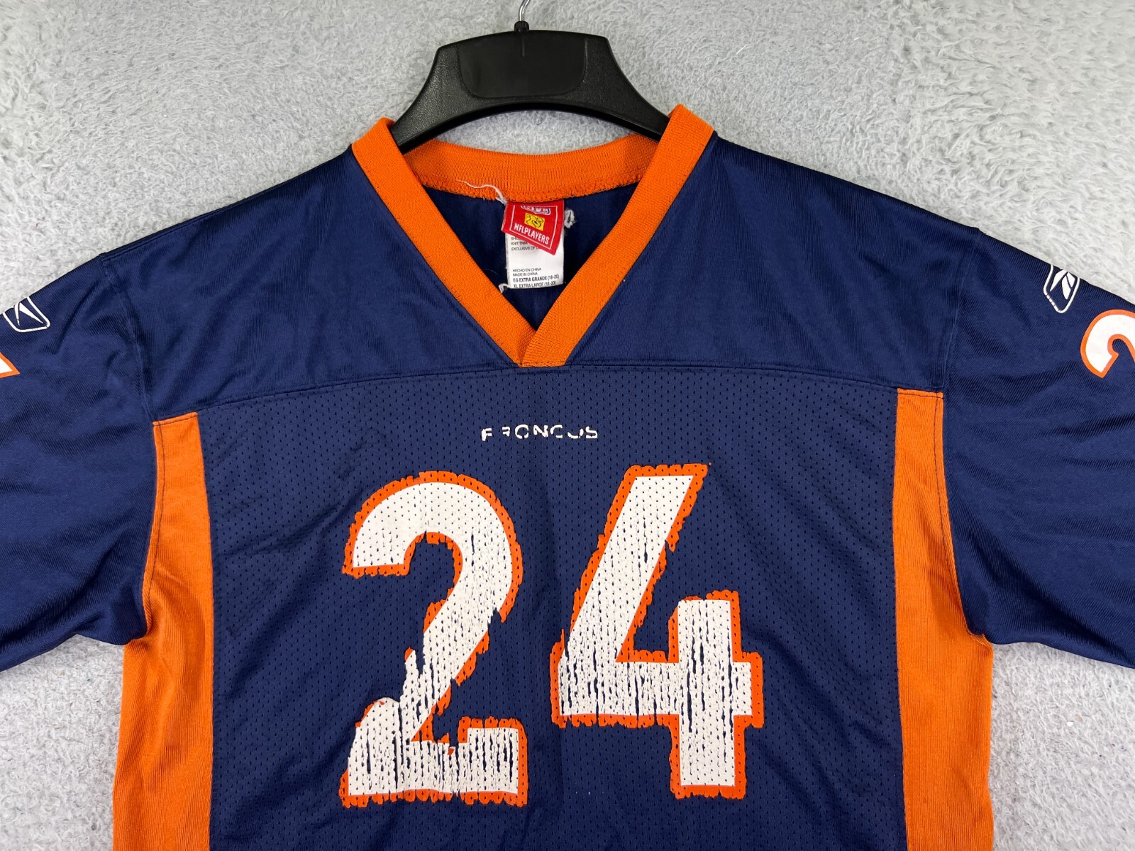 Picture 4 of 16