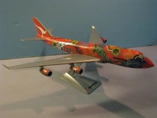 FLIGHT MINATURE QANTAS "WUNALA DREAMING" 747-400 1:250 SCALE SNAPFIT MODEL