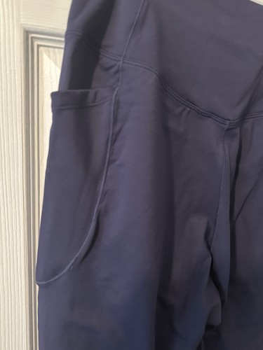 Halara NWT Patitoff Thermal Leggings Size Large Navy Side Pct Hair Resistance - Bild 5 von 6