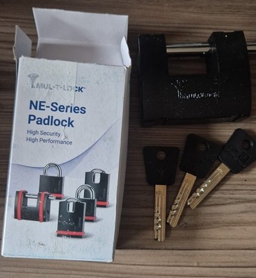 Mul T Lock SBNE12 Container Vorhängeschlösser. Neu.