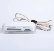 LEXAR MULTI-CARD 25-IN-1 USB 3.0 MEMORY CARD READER