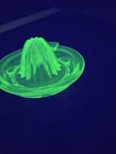 Vtg Uranium Glass Citrus Juicer Reamer Green Depression Glass GLOWS Blacklig ...