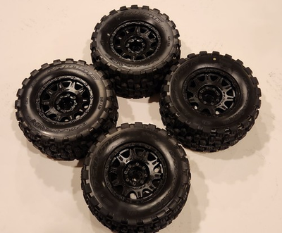 #ad Pro Line Racing Badlands MX38 HP Belted Tires Raid Wheels 1 8 Scale $70.00