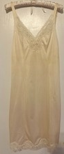 Vintage USA Ivory Nylon Nightgown Lace Trim Slip Dress Romantic Cottagecore S