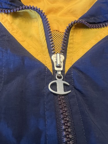 Vintage Y2K University Of Michigan Champion Embriodered Windbreaker Jacket - Imagen 2 de 8