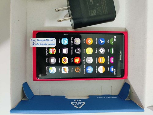 Nokia N9 N9-00 Black Red Blue Unlocked 3G networks MeeGo 1.2 Harmattan - Picture 3 of 11