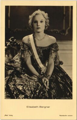 Old postcard AK Elisabeth Bergner FILM STARS (1094353)