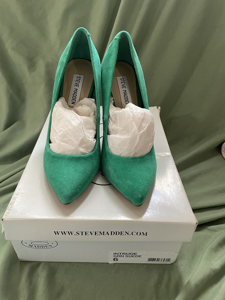 Steve Madden Womens Pointed Toe Classic, Green Suede, Size