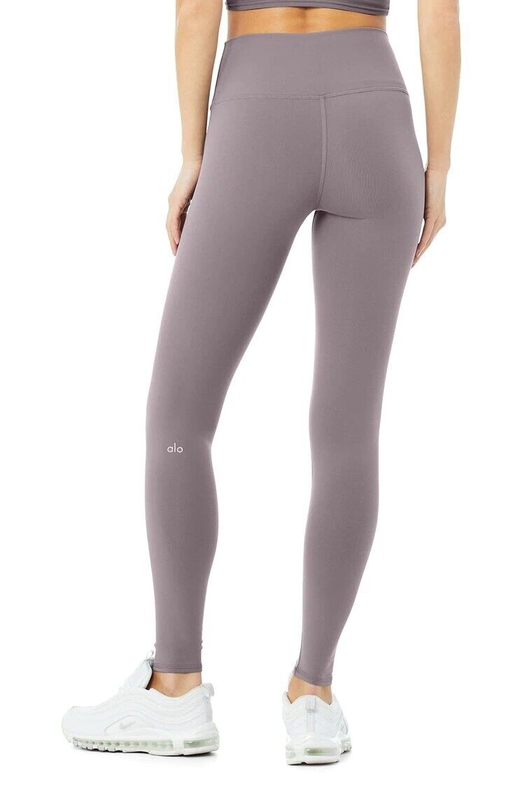 Alo Yoga 7/8 High-Waist Airbrush Legging - Purple Dusk Alo Yoga 7/8 High-Waist Airbrush Legging - Purple Dusk