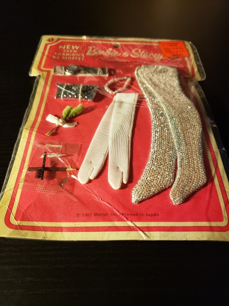 Vintage Barbie and Stacey Finishing Touches Pak – 1969 PAK