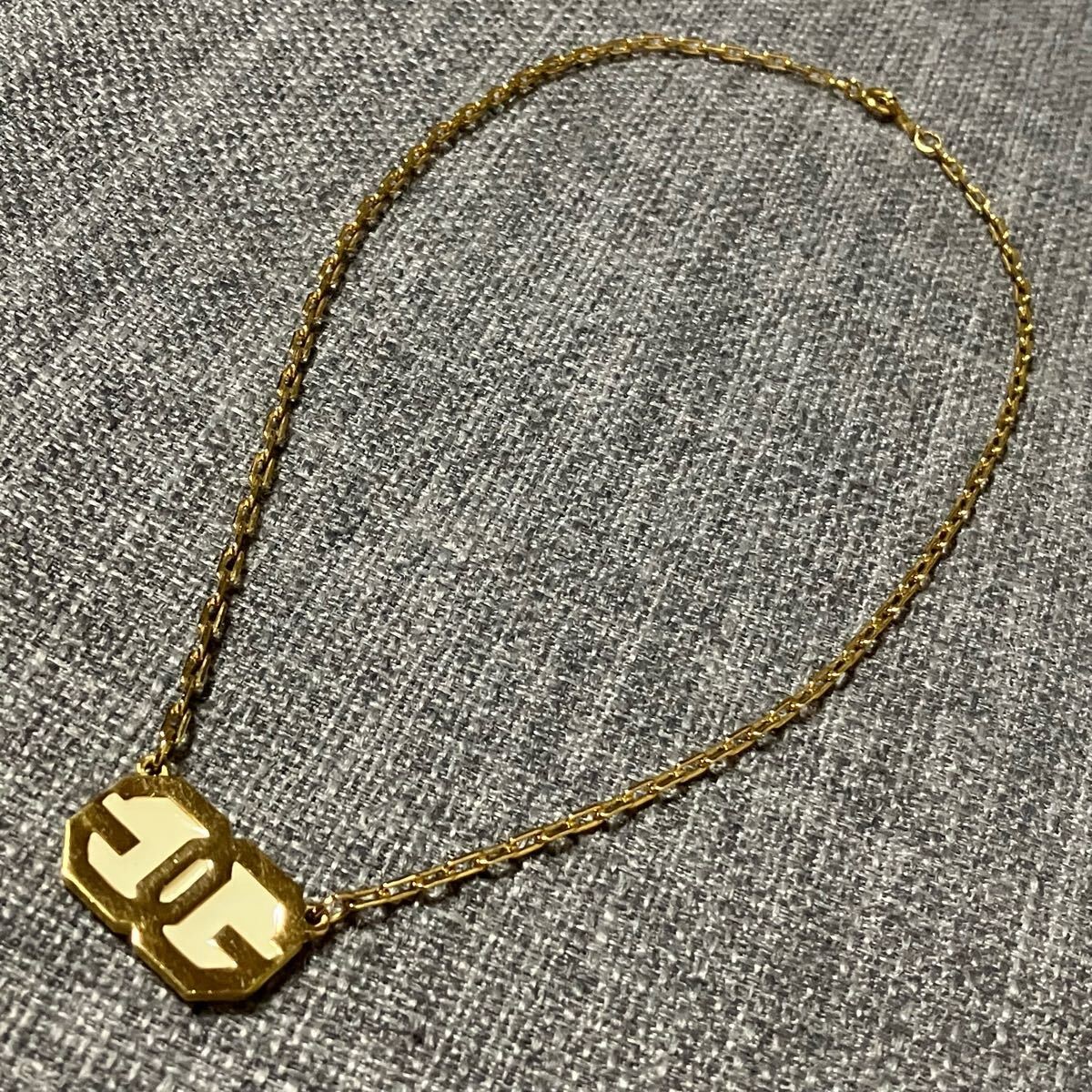 [m] Good condition GIVENCHY Logo necklace enamel gold color thumbnail 4