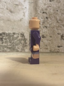 ⭐️LEGO Scooby-Doo Daphne Blake Minifigure scd004⭐️from Sets 75904⭐️No Hair⭐️