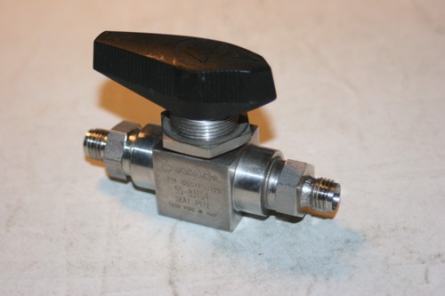 1/4 Tube 316ss 3-Piece High Pressure Ball Valve PTFE Seats Swagelok SS-83TS4