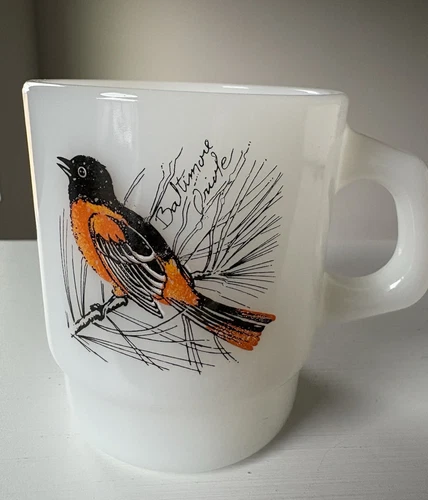 Vintage Anchor Hocking Glass Fire King Blue Jay & Baltimore Oriole Mug Stacking