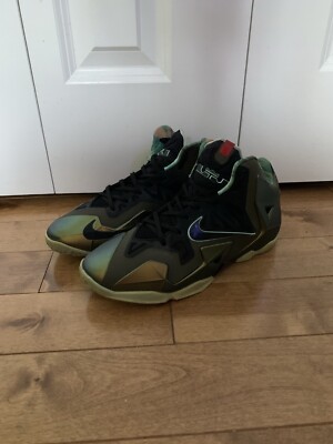 Nike Lebron 11 XI Kings Pride Green 621712 700 Sz 7Y GS