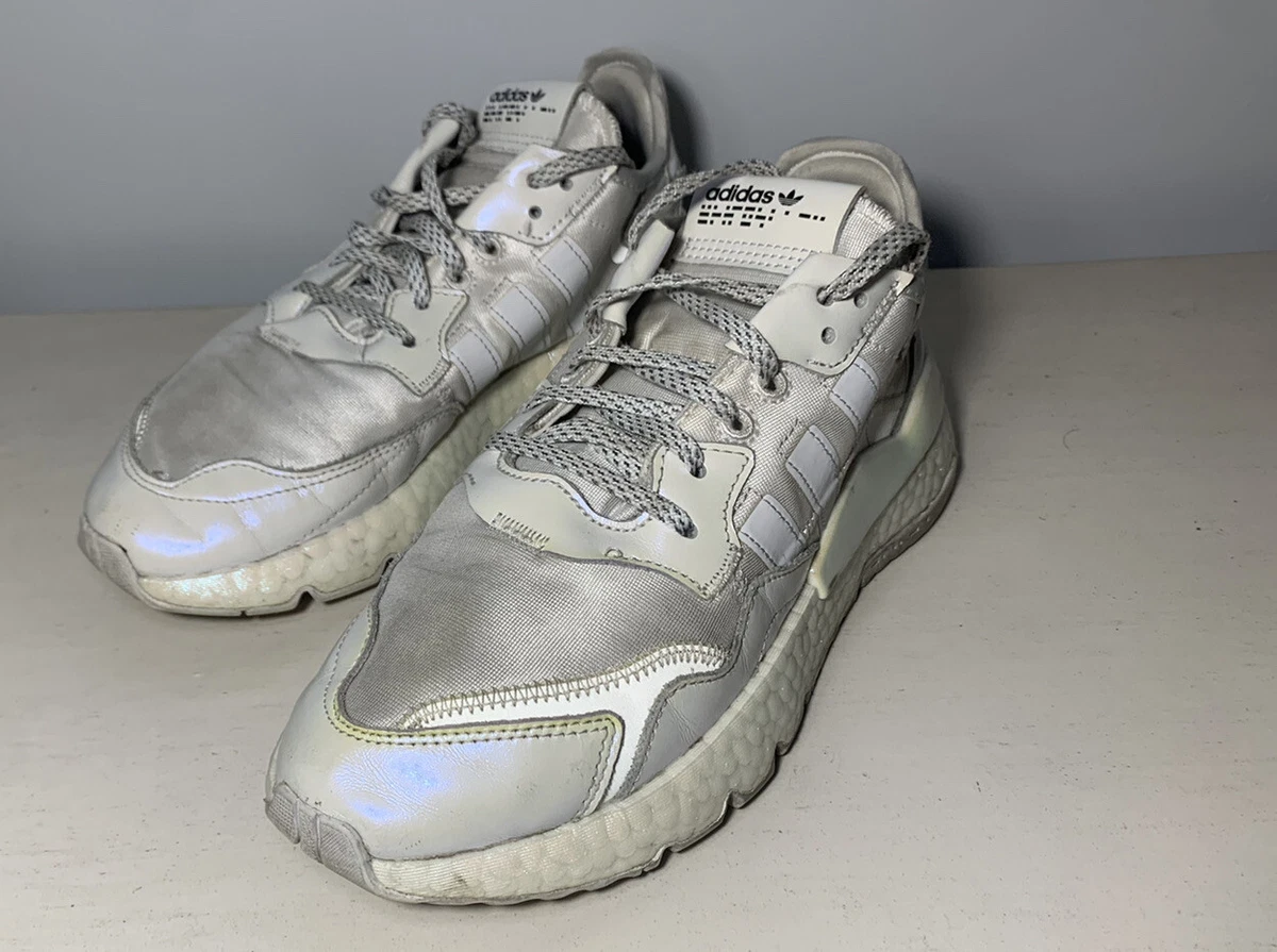 Adidas nite hotsell runner white