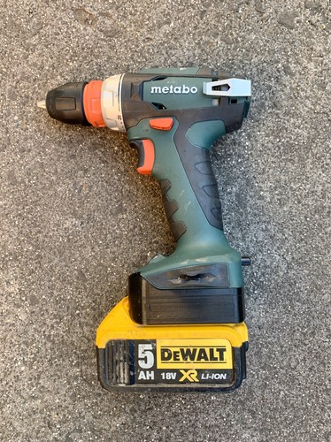 Dewalt 18v battery adaptor to Metabo - hammer, driver, wrench, grinder, saw - Picture 2 of 6