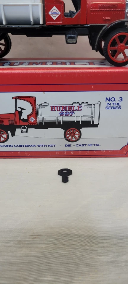 Ertl 1925 Танкер Грузовик Kenworth Скромная Монета Банк с Ключом Литая под давлением 1993 Exxon - Изображение 3 из 4