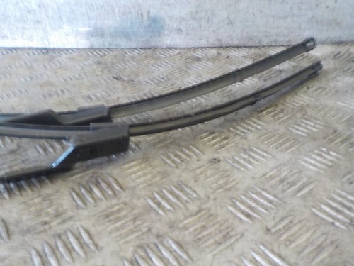 VAUXHALL ASTRA FRONT WIPER ARM PAIR OF LEFT & RIGHT J MK6 2010-2015 - Picture 3 of 6