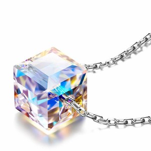 Cubo De Cristal Swarovski Elements Colar Pingente Halo 18K Ouro ... Cubo De Cristal Swarovski Elements Colar Pingente Halo 18K Ouro ...