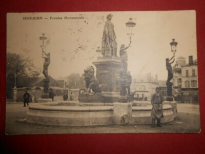 Issoudun - Palais de justice. - Carte postale ancienne et vue d'Hier et