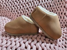 UGG Pumped Slide Slippers US Size 8 Chestnut Color