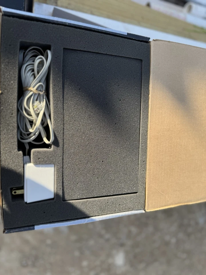 VINTAGE APPLE COMPUTER MODEM 300 MODEL A9M0300 - Image 3 of 4