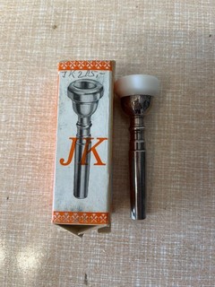 Boccaglio tromba JK 205 2 anello in plastica