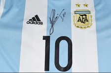 LIONEL MESSI SIGNED ARGENTINA