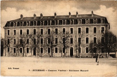 AK Auxerre Kaserne Vauban, Gebäude Macard Frankreich (1452403)